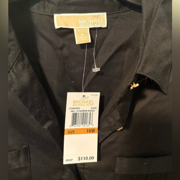Michael Kors NWT Black Button Down Long Sleeve Blouse Size 16W - Picture 2 of 4